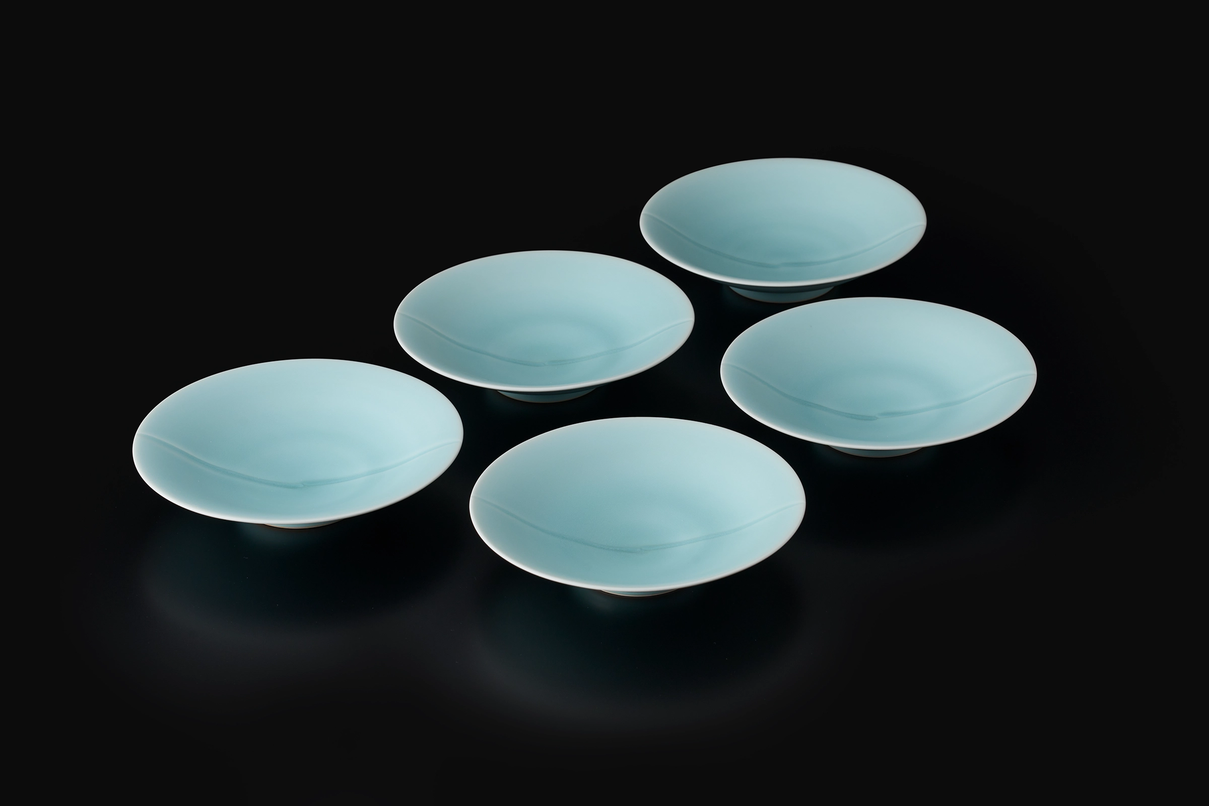 氷青磁線刻組鉢