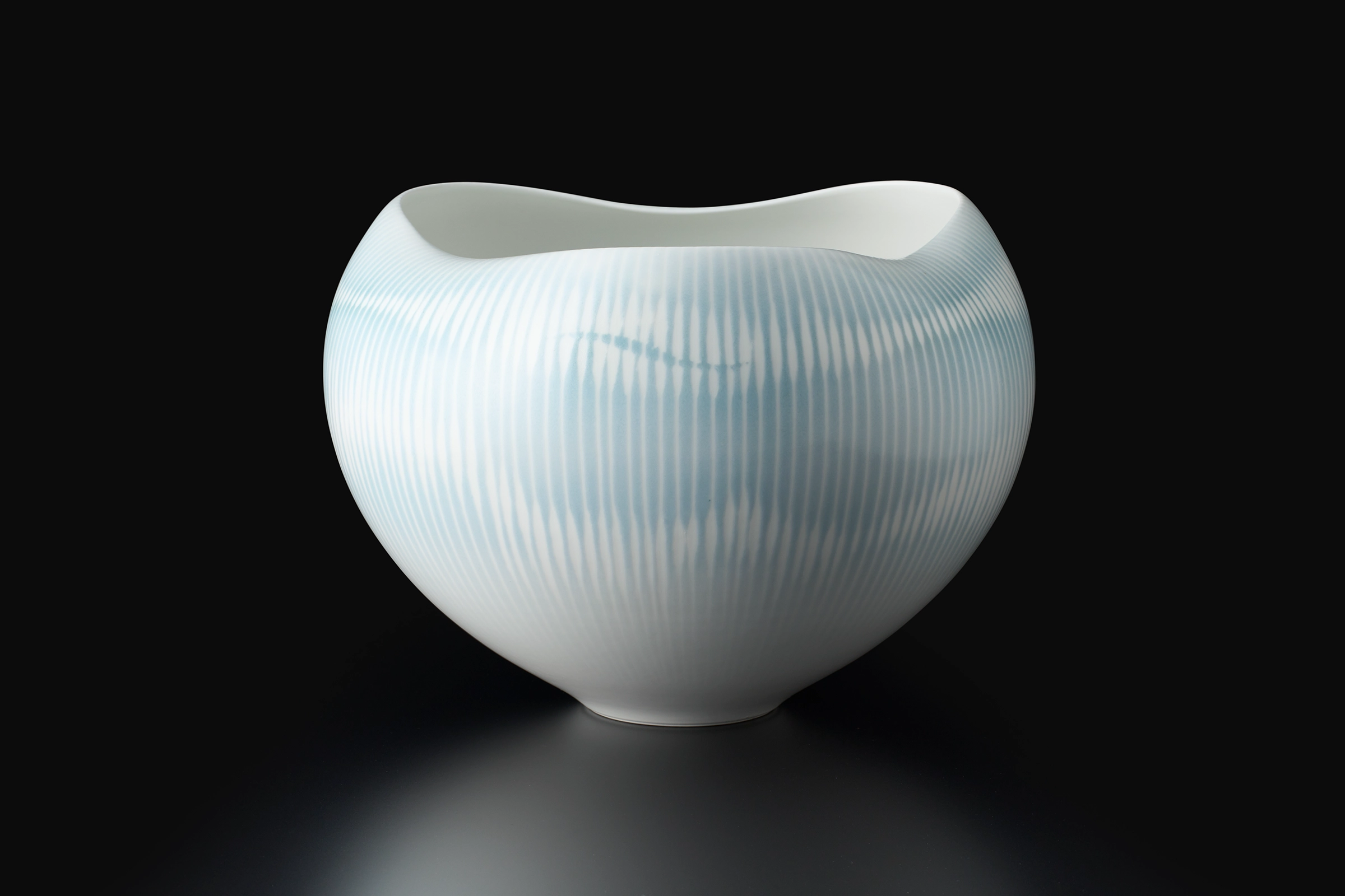 艶釉彩深鉢「創」